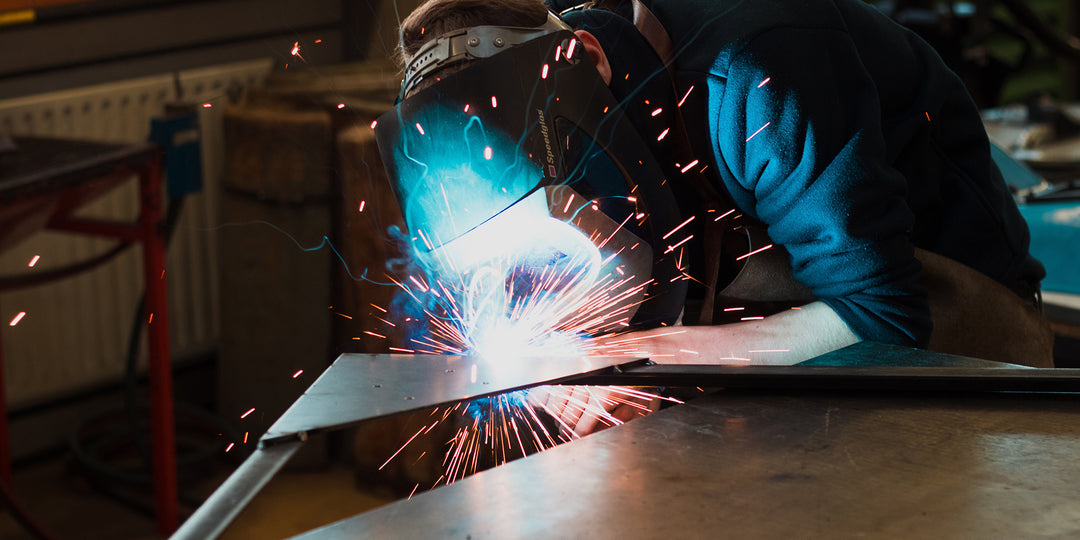 Aluminum vs Stainless Steel Stock Pots: Pros and Cons
